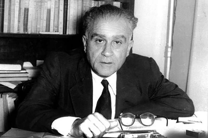 Ahmet Hamdi Tanpınar – Hayatı, Yazarlığı ve Kitapları